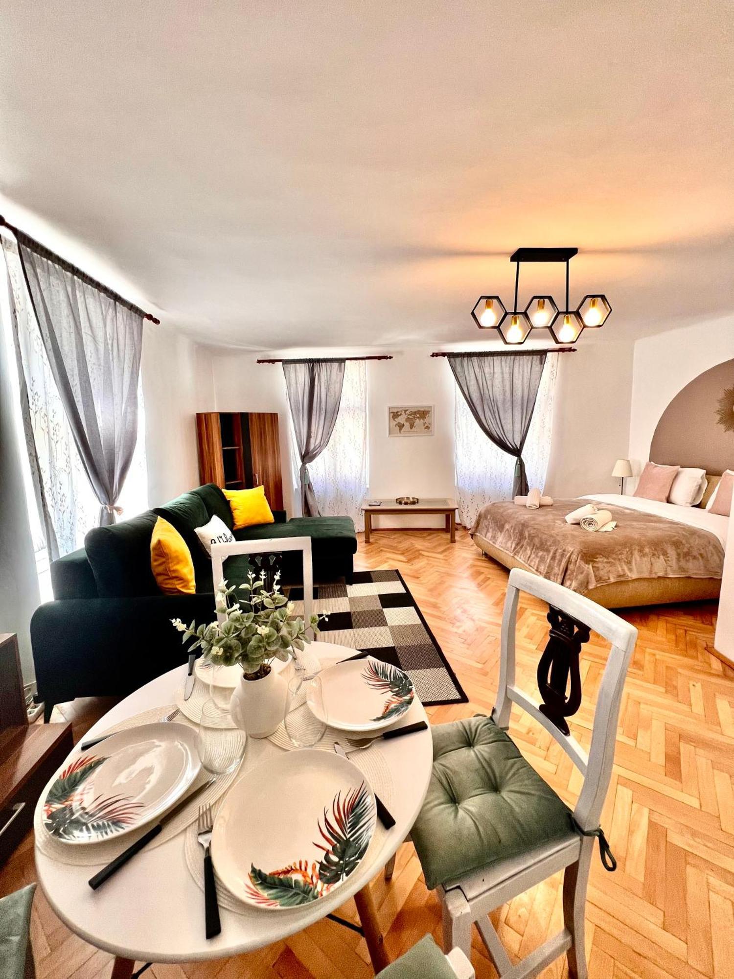 בראשוב Old Town City Center Apartments מראה חיצוני תמונה