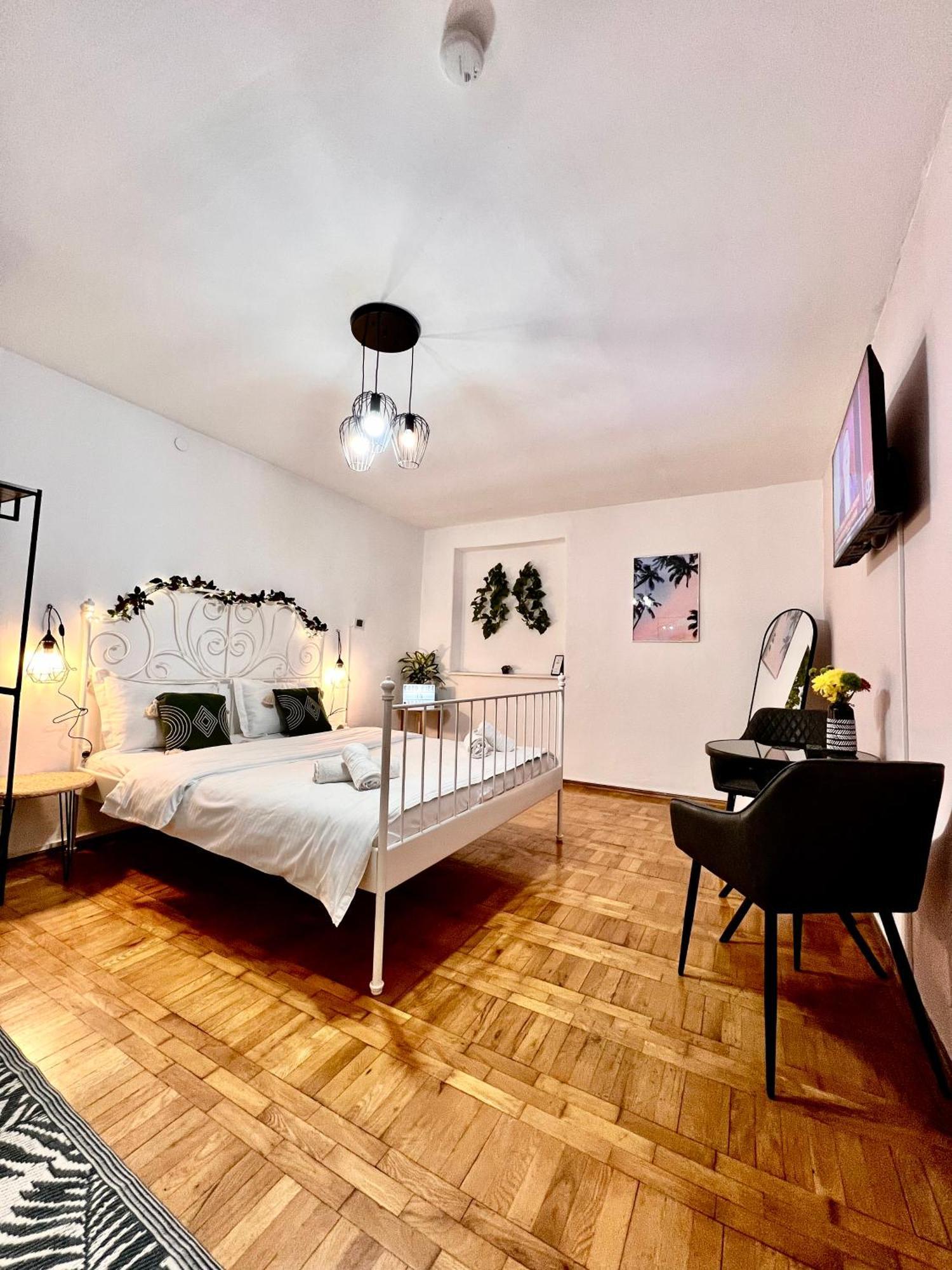 בראשוב Old Town City Center Apartments מראה חיצוני תמונה